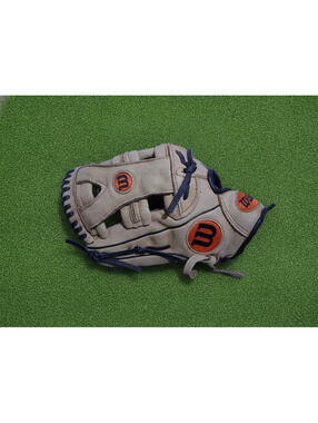 Wilson A450 12 Inch Youth Baseball Glove Tan Leather Black Lacing LHT MLB Logo